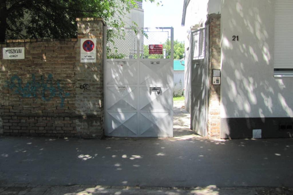 Mm Apartman Seghedin Exterior foto
