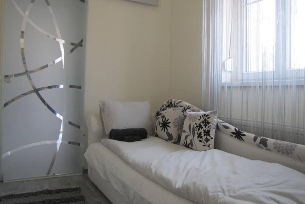 Mm Apartman Seghedin Exterior foto