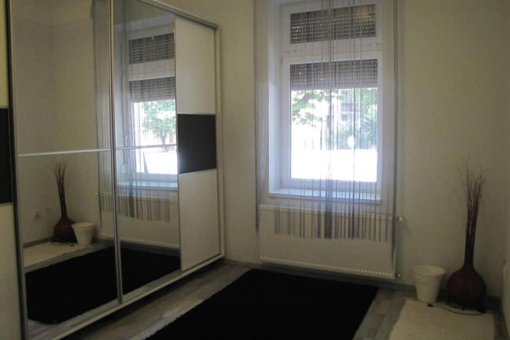 Mm Apartman Seghedin Exterior foto